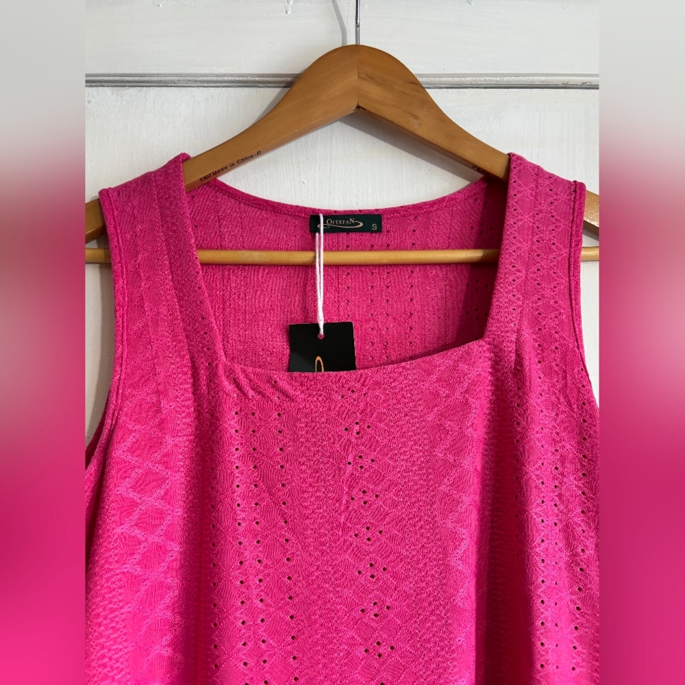 Pink Sleeveless Tank Top - Picture 3 of 7